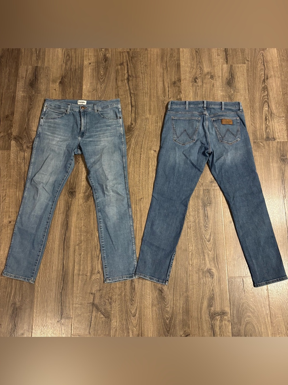 Wrangler Larston Slim Tapered Denim Blue Jeans Mens Size 33X32 Lot of 2